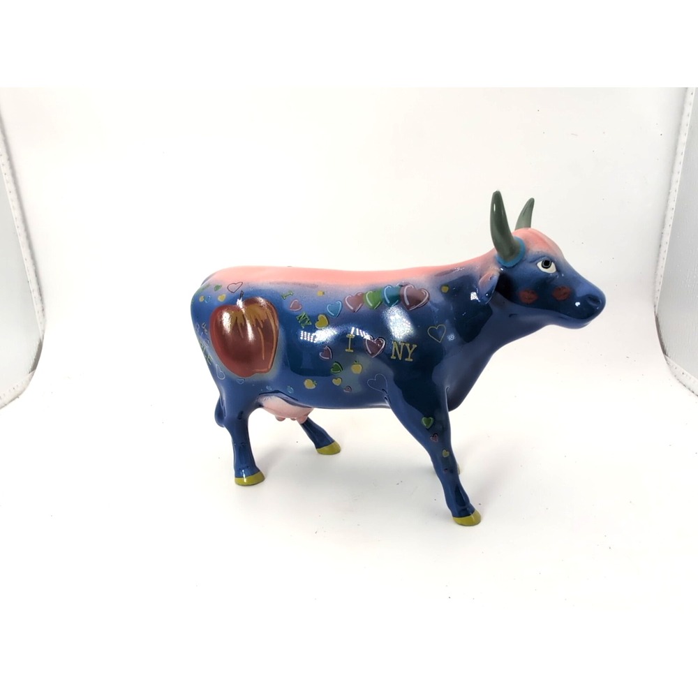 Vintage 2000 Cow Parade Cow Figurine #9163  Retired I Love New York Big Apple